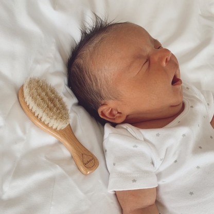 Деревянная щетка для волос из натуральной щетины