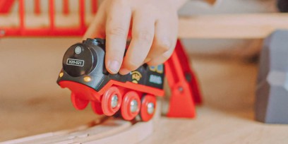 Як обрати розвивальні іграшки за віком (0–6 років)