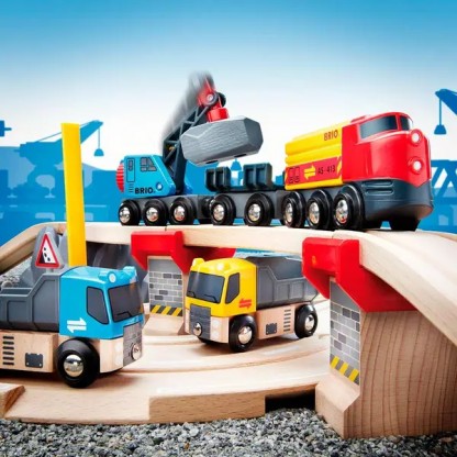 BRIO Дитяча залізниця 33210 з переїздом та навантаженням