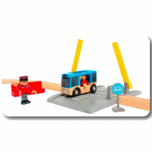 Детская железная дорога BRIO с центральным вокзалом