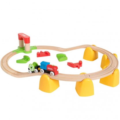 Моя первая железная дорога BRIO на батарейках