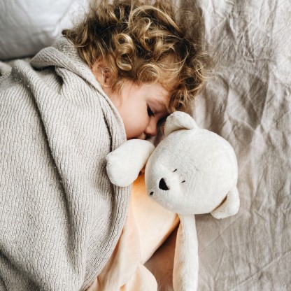 Музыкальный медвежонок Moonie с ночником Cream