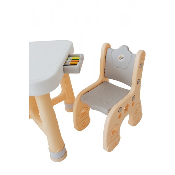 Комплект столик и два стульчика Poppet Классик