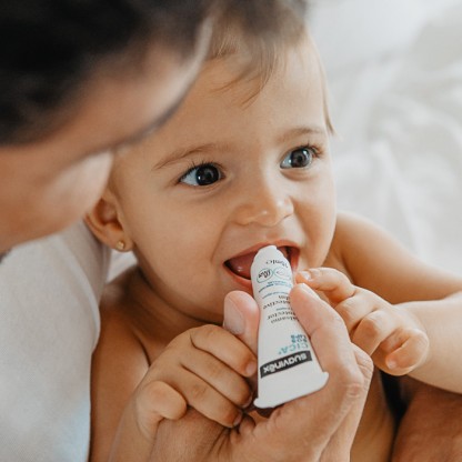 Бальзам для губ Suavinex CICA SOS для всієї родини 15 мл