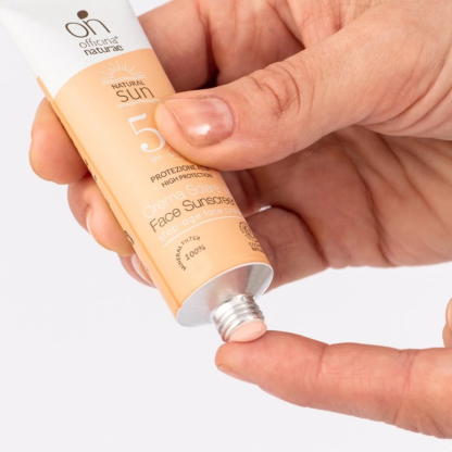 Органічний антивіковий сонцезахисний крем SPF 50 для обличчя Officina Naturae, 30 мл