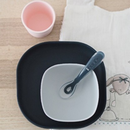 Набір дитячого посуду Béaba з силікону (4 предмети)