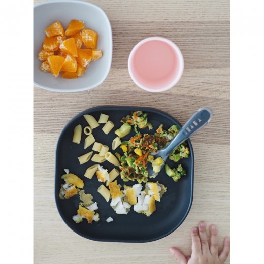 Набор посуды Beaba: тарелка, чашка, стакан, ложка 4+ синий/розовый, арт. 913506