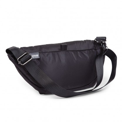 Сумка через плече Childhome Banana bag puffered black, арт. CWBANAPBL