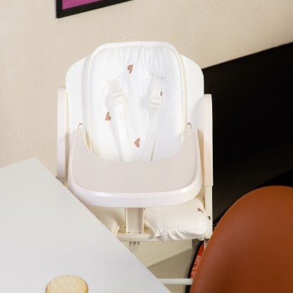 Подушка до стільця для годування Childhome Evosit High Chair hearts, арт. CCEVOSITJOH