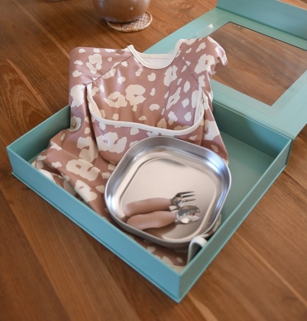 Набор посуды Beaba Savannah Bloom металлический подарочный 4+